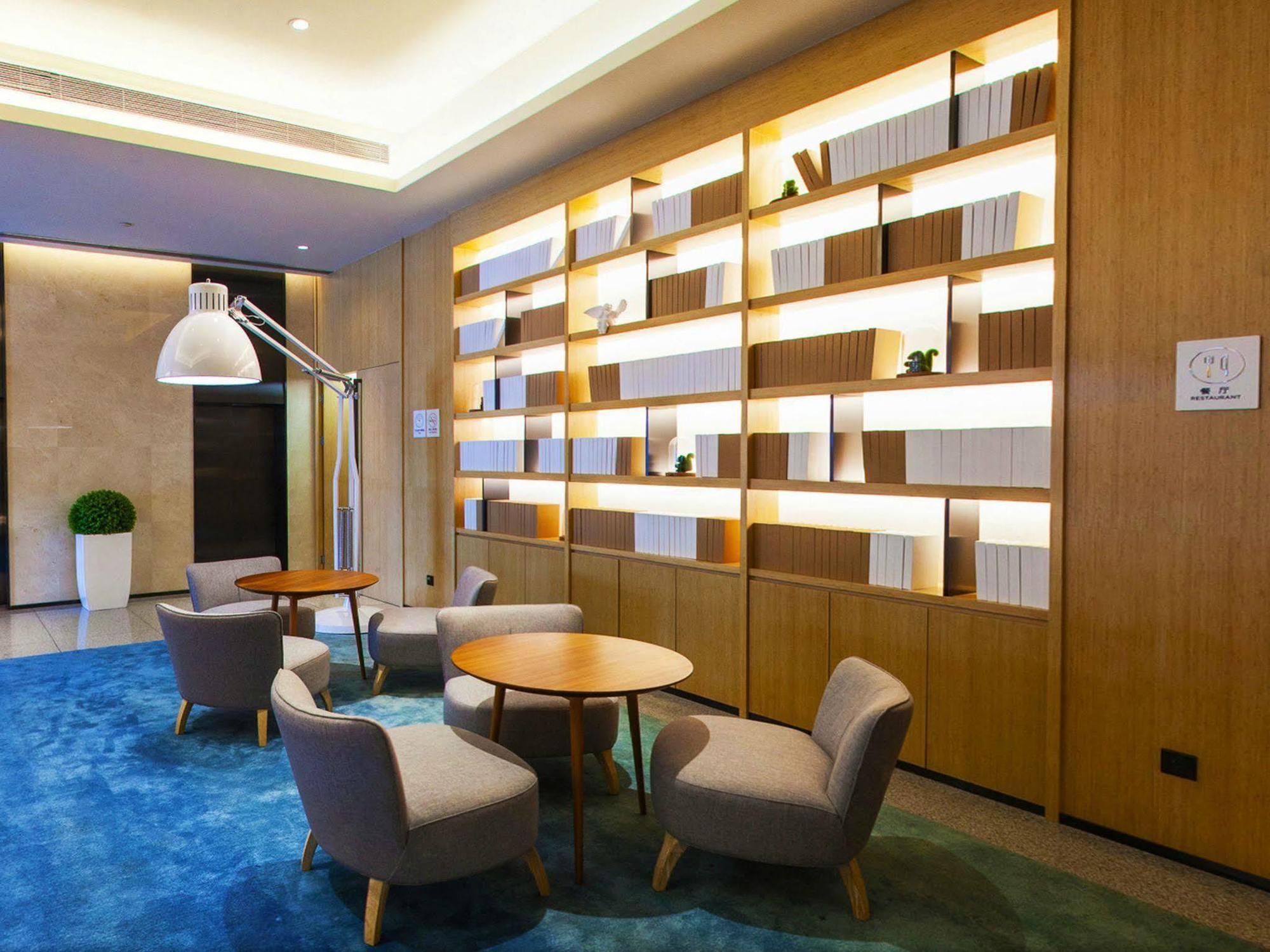 Ji Hotel Shanghai Lujiazui Exterior photo